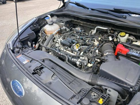 Used 2020 Ford Escape S FWD image 18