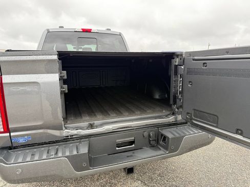 Used 2025 Ford F150 Platinum w/ FX4 Off-Road Package AWD/4WD image 19