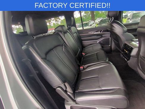 Certified 2022 Jeep Wagoneer Series II AWD/4WD image 36