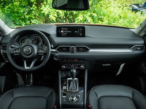 New 2025 MAZDA CX-5 AWD 2.5 S w/ Preferred Package image 13