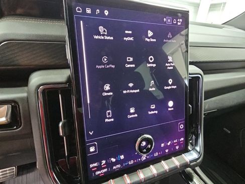 Used 2025 GMC Yukon XL AT4 w/ AT4 Premium Package AWD/4WD image 14