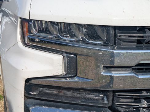 Used 2019 Chevrolet Silverado 1500 LT w/ All-Star Edition image 10