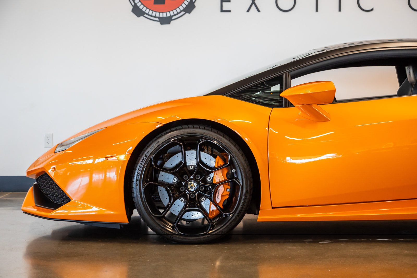 Used 2015 Lamborghini Huracan LP 610-4 AWD/4WD image 16