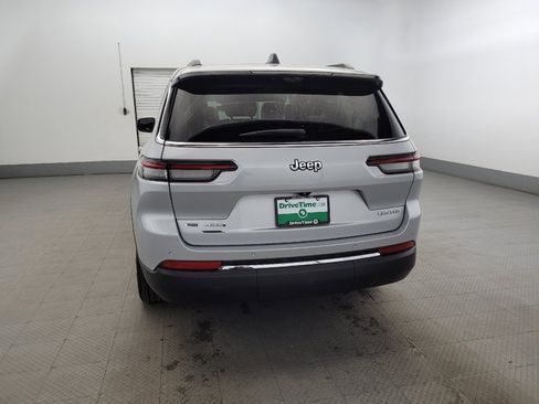 Used 2021 Jeep Grand Cherokee L Limited w/ Luxury Tech Group II image 6