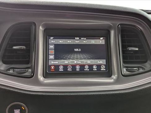 Used 2023 Dodge Challenger SXT image 21