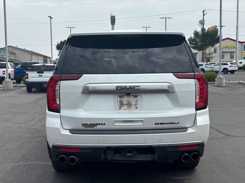 Used 2022 GMC Yukon Denali AWD/4WD image 4