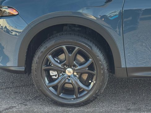 Used 2024 Dodge Hornet GT w/ GT Blacktop Package image 11