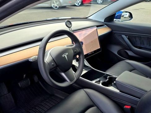 Used 2019 Tesla Model 3 Long Range AWD/4WD image 18