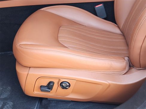 Used 2018 Maserati Levante GranLusso image 22