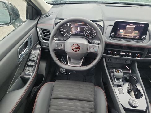 New 2026 Nissan Rogue SV w/ Rock Creek Premium Package AWD/4WD image 18