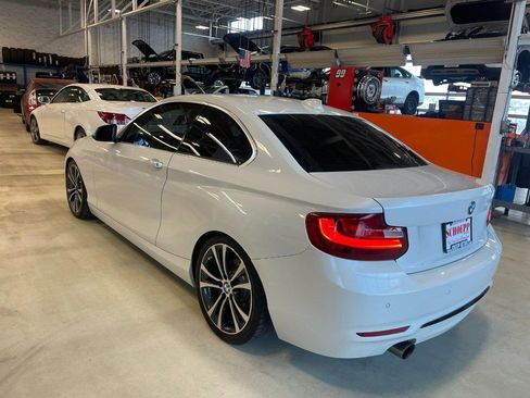 Used 2016 BMW 228i Coupe image 4