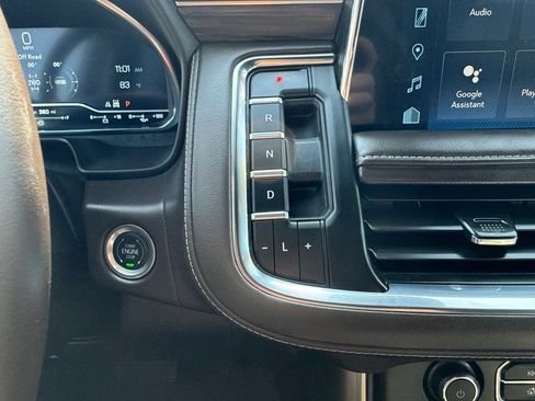 Used 2024 Chevrolet Tahoe LT AWD/4WD image 33