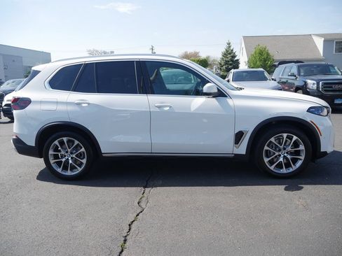 Used 2026 BMW X5 xDrive40i w/ Premium Package AWD/4WD image 6