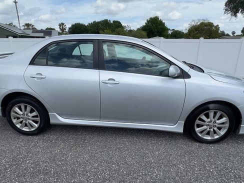 Used 2010 Toyota Corolla S image 5
