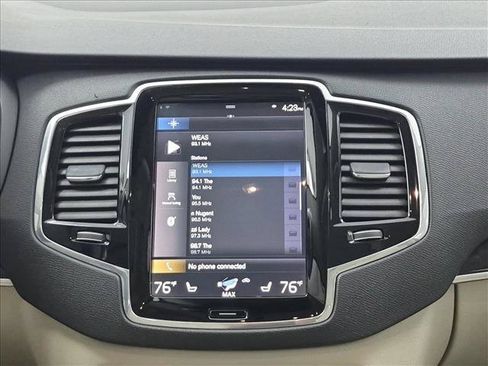 Used 2018 Volvo XC90 T6 Momentum w/ Convenience Package AWD/4WD image 18