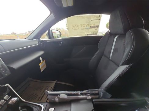 New 2025 Toyota GR86 Premium w/ Performance Package image 12