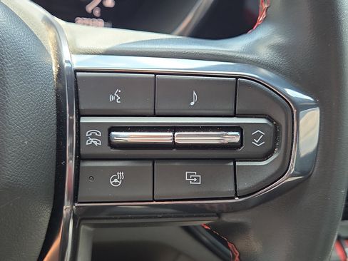 Used 2023 GMC Canyon AT4X w/ Edition 1 AWD/4WD image 22