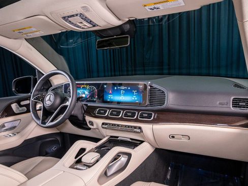 Certified 2026 Mercedes-Benz GLS 450 4MATIC image 14