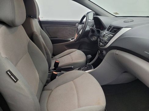 Used 2013 Hyundai Accent GLS image 21
