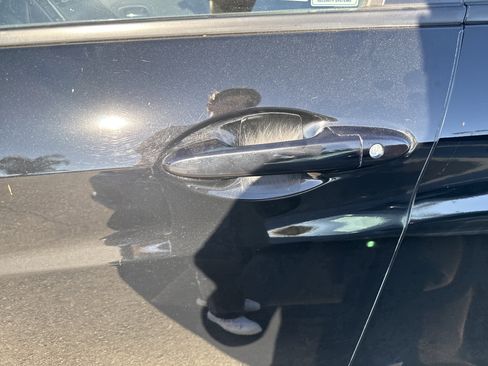 Used 2021 Honda HR-V LX image 14