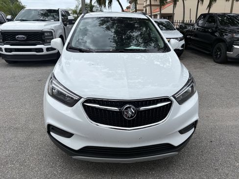 Used 2022 Buick Encore Preferred w/ Safety Package FWD image 2
