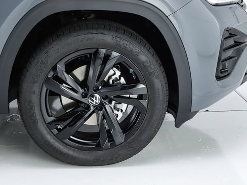 New 2026 Volkswagen Atlas Cross Sport SEL R-Line AWD/4WD image 53