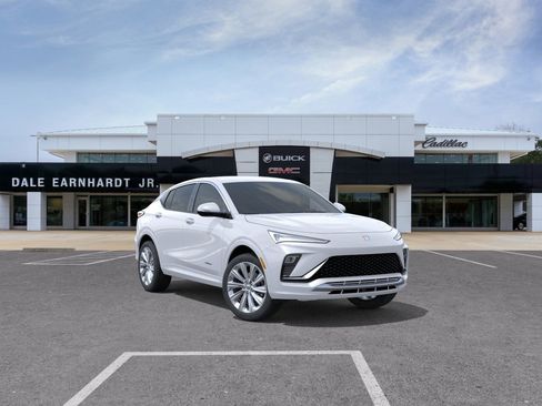 New 2026 Buick Envista Avenir image 2