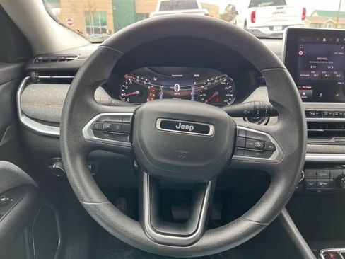 Used 2022 Jeep Compass Sport AWD/4WD image 40