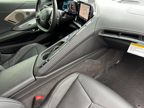Used 2023 Chevrolet Corvette Stingray Preferred Cpe RWD image 13