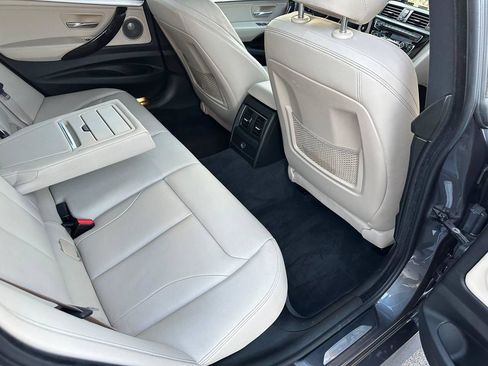 Used 2018 BMW 330i Gran Turismo xDrive AWD/4WD image 28