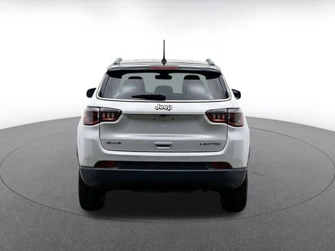 Used 2025 Jeep Compass Limited AWD/4WD image 8