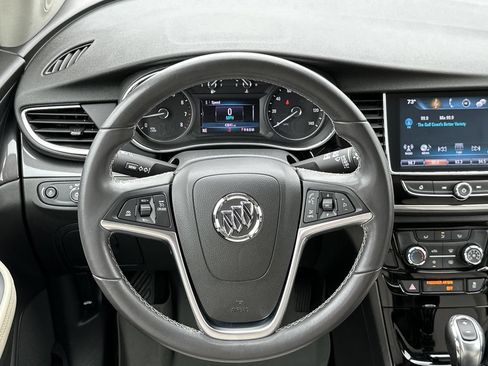 Used 2021 Buick Encore Preferred FWD image 16