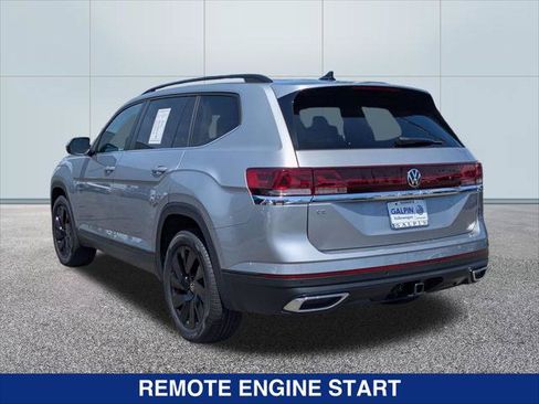 Certified 2026 Volkswagen Atlas SE w/ Panoramic Sunroof Package FWD image 3
