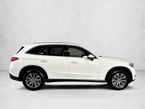 Used 2026 Mercedes-Benz GLC 300 4MATIC image 4