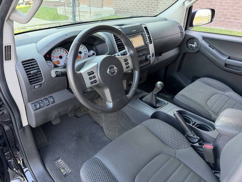 Used 2014 Nissan Xterra PRO-4X AWD/4WD image 12