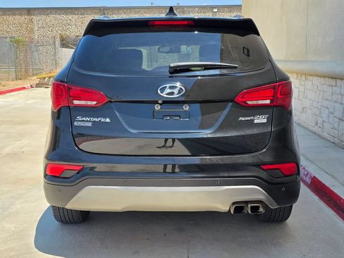 Used 2017 Hyundai Santa Fe Sport FWD image 4