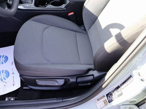 New 2025 Kia K4 LXS image 35