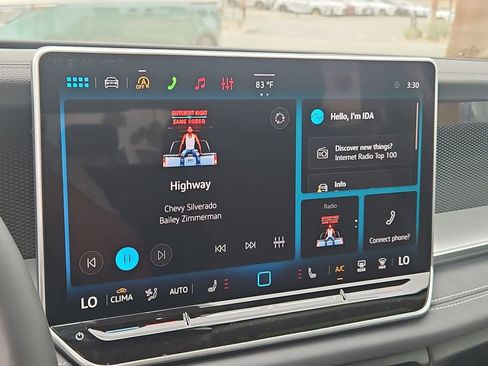 New 2026 Volkswagen Tiguan SE FWD image 11