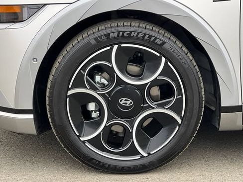 Certified 2024 Hyundai Ioniq 5 Limited AWD/4WD image 34