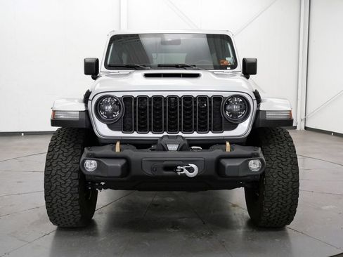 Used 2024 Jeep Wrangler Unlimited Rubicon 392 AWD/4WD image 2