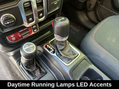 Used 2021 Jeep Wrangler Rubicon image 27