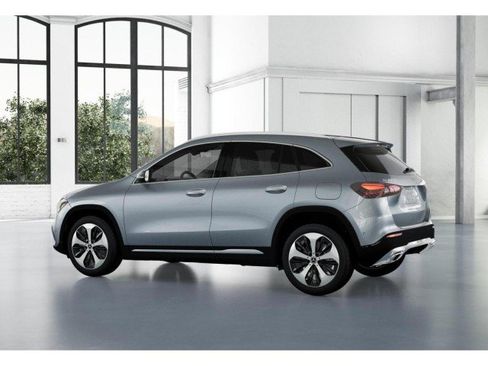 Used 2025 Mercedes-Benz GLA 250 image 30