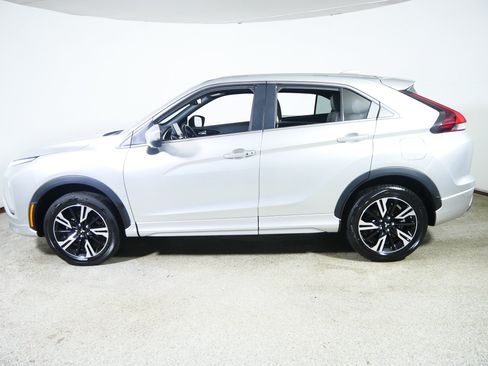 Used 2025 Mitsubishi Eclipse Cross SEL AWD/4WD image 4