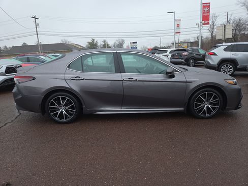 Certified 2023 Toyota Camry SE image 2