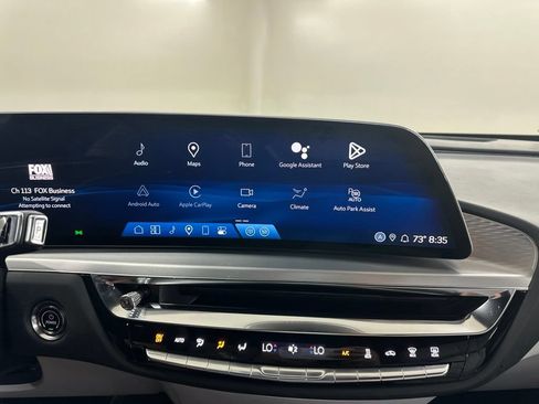 Certified 2024 Cadillac Lyriq Luxury AWD/4WD image 39