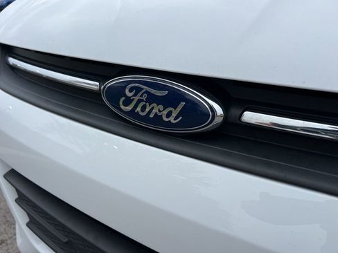 Used 2015 Ford Escape SE image 10