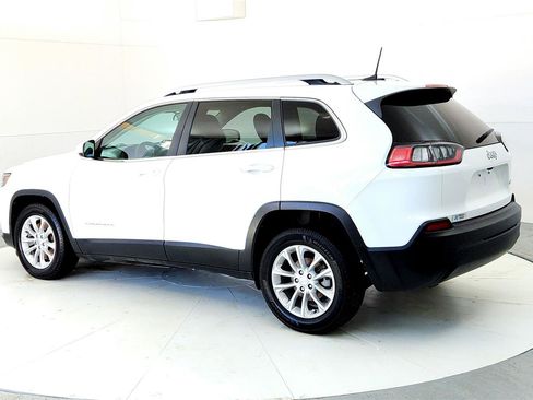 Used 2019 Jeep Cherokee Latitude w/ Popular Appearance Group image 4