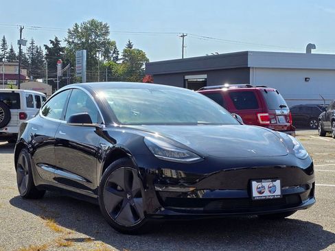 Used 2020 Tesla Model 3 RWD image 2