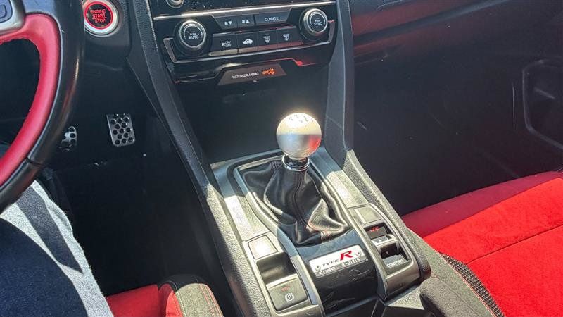 Used 2019 Honda Civic Type R image 34