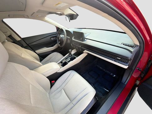 Used 2023 Honda Accord EX image 31